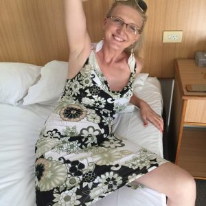 Je vis nu dès que je peux Elodie - rencontre-Cougar-Le Havre
